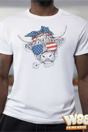 Red, White, and Moo – T-Shirt